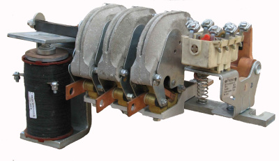 Контактор КТП 6013 220в 100А